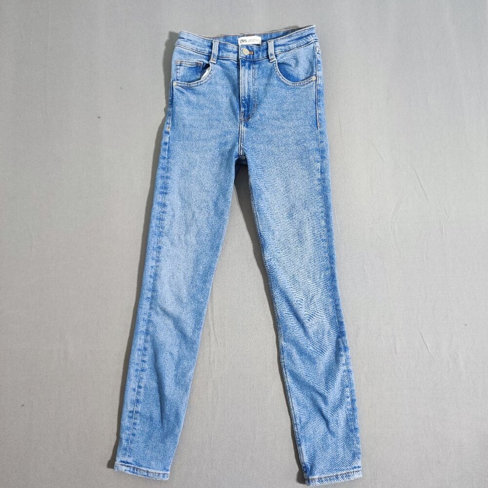Zara Jeans girls size 4 denim blue skinny straight leg high rise denim